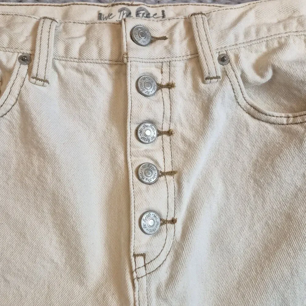 We The Free Crop Barrel Jeans Women 29 Ivory Button Fly FP Denim Frayed Hem Hi - Picture 10 of 10